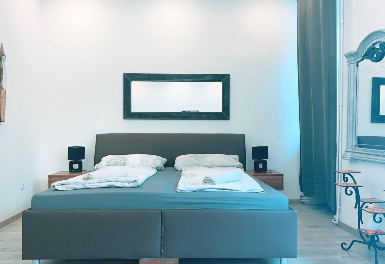 Comfort Triple Room Hn Viena Exterior foto
