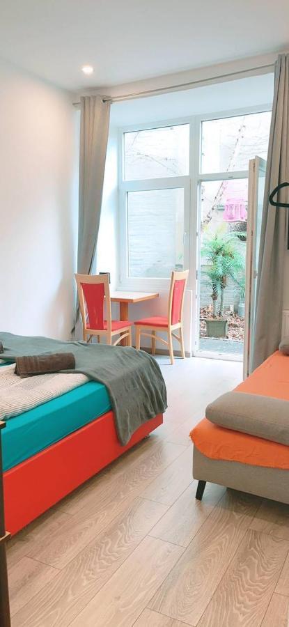 Comfort Triple Room Hn Viena Exterior foto